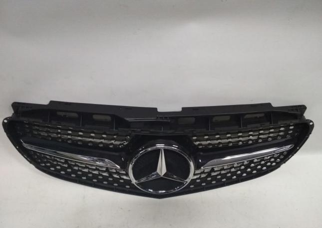 Решетка радиатора Mercedes W212 AMG diamond a2128850822