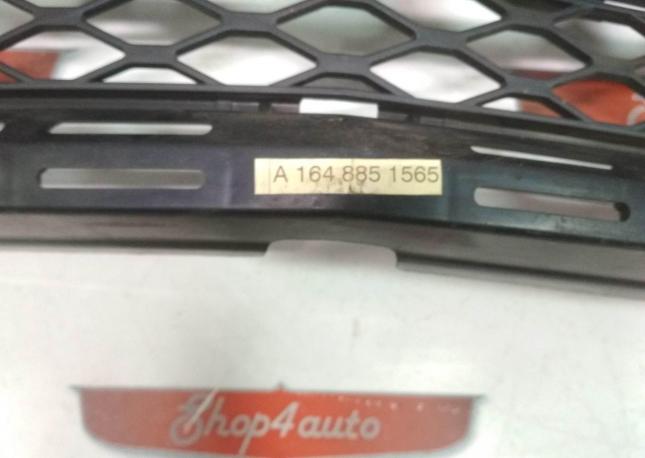 Решетка бампера центральная Mercedes GL164 A1648851565