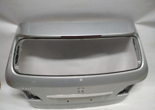 Крышка багажника Mercedes W245 A1697400905