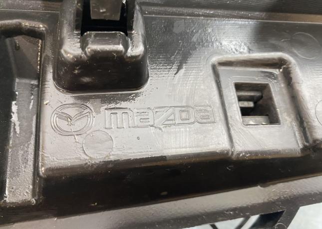 Решетка радиатора Mazda CX 5 KD53-50-7J1