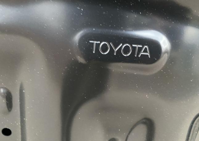 Капот Toyota Land Cruiser 300 5330160720