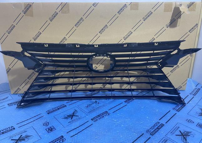 Новая решетка радиатора Lexus RX 4 2015-2019 5311148330