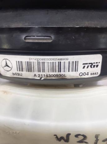 Вакуумный усилитель тормозов Mercedes W211 4Matic 2114300930