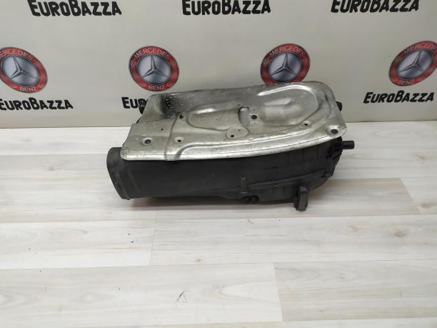 Корпус воздушного фильтра Mercedes W204 A6510901101