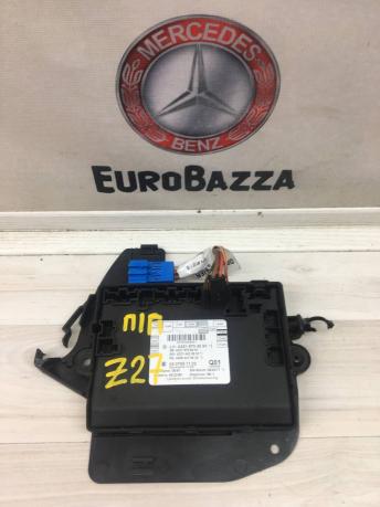 Блок управления передней дверью Mercedes W221 2218704293