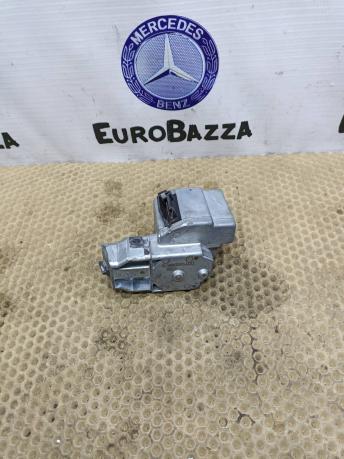 Блокиратор руля Mercedes W210 2104620330