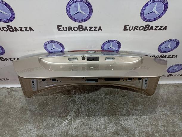 Крышка багажника Mercedes W211 A2117500075