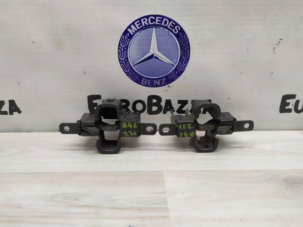 Замок капота Mercedes W221 2218800160