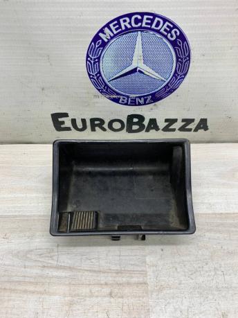 Пепельница Mercedes W210 2108100230