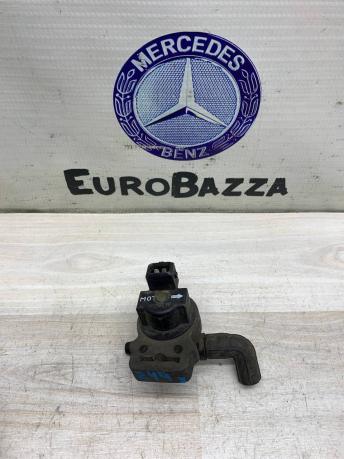 Клапан вентиляции топливного бака Mercedes W210 0004701593