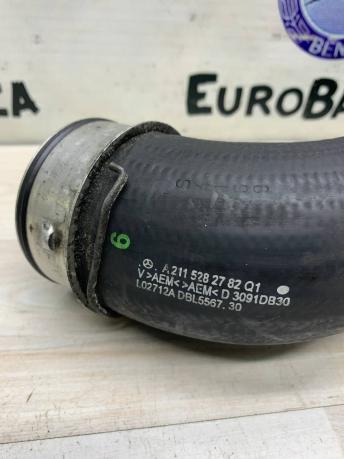 Патрубок интеркулера слева Mercedes W211 A2115282782