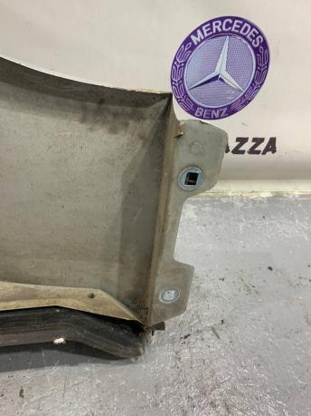 Крыло переднее левое Mercedes W219 2198800718