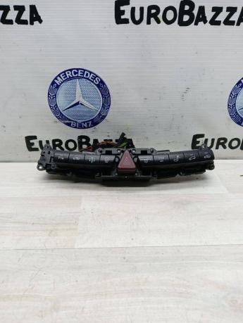 Блок кнопок передней панели Mercedes W220 2205000154