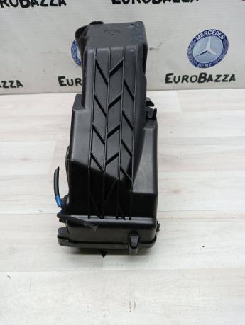 Корпус блока предохранителей Mercedes W210 A2105400350