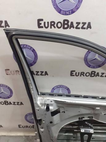 Дверь передняя левая Mercedes W211 2117201305