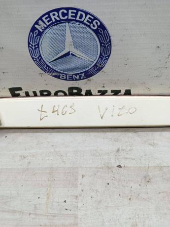 Фонарь задний в спойлер Mercedes W639 Vito 