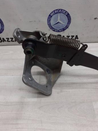 Педаль тормоза Mercedes W163 A1632901001