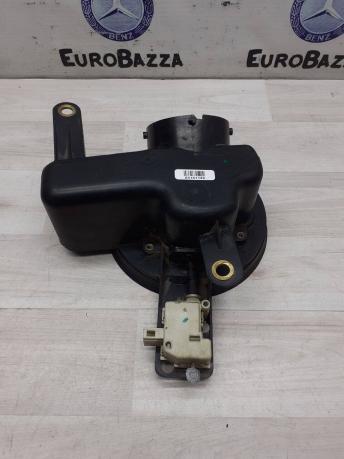 Корпус лючка бензобака Mercedes W163 A1636300567