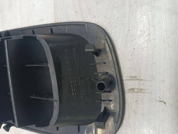 Дефлектор торпедо боковой Mercedes W639 Vito 6398310060