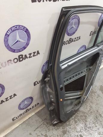 Дверь задняя правая Mercedes W204 A2047300205