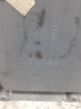 Дверная карта передней двери Mercedes W639 Vito 6397270271