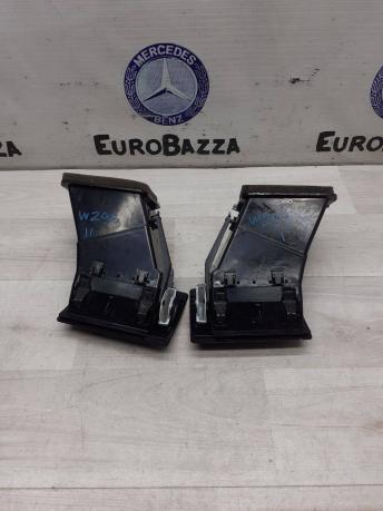 Дефлектор торпедо боковой Mercedes W169 1696102136