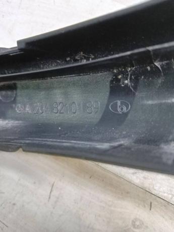 Накладка петли крышки багажника Mercedes W204 A2048210289