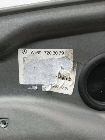 Стеклоподъемник передний правый Mercedes W169 A1697203079