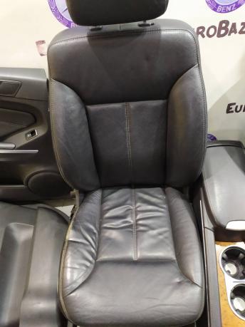 Передние сидения Mercedes X164 