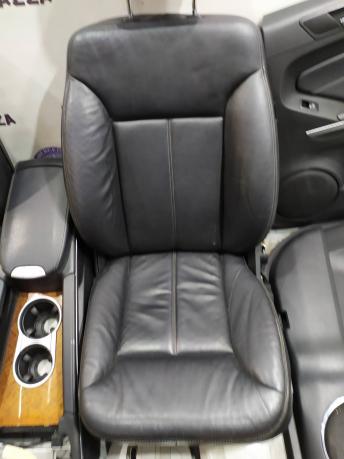 Передние сидения Mercedes X164 
