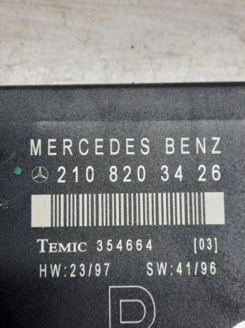 Блок управления правой дверью Mercedes W202 A2108203426