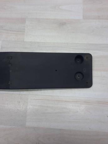 Накладка номерного знака Mercedes W251 2518850581