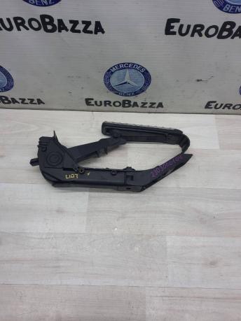 Педаль газа Mercedes R230 2303000104