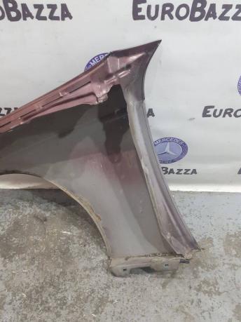 Крыло переднее правое Mercedes W219 2198800818