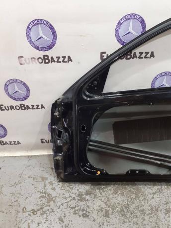 Дверь передняя правая Mercedes W204  A2047200205