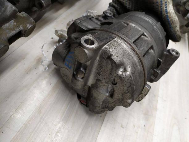 Компрессор кондиционера Mercedes Om647 0012305611