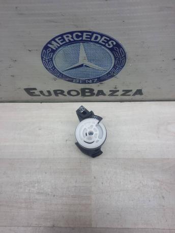 Личинка замка крышки багажника  Mercedes W212 2127570008