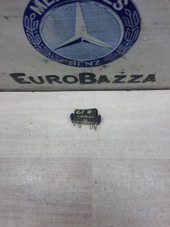 Кнопка заднего дворника Mercedes W124  A1248203210