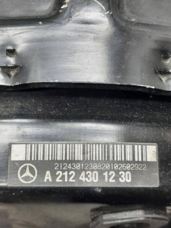 Вакуумный усилитель тормозов Mercedes W212 2124301230