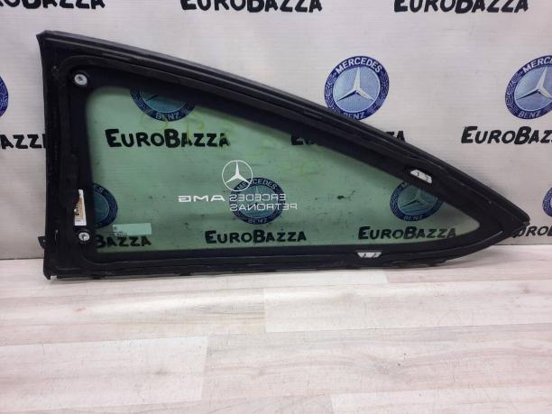 Форточка задняя правая Mercedes W204 Coupe A2046707212