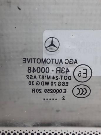 Форточка задняя правая Mercedes W204 Coupe A2046707212