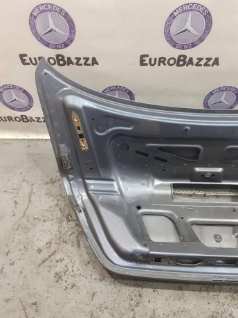 Крышка багажника Mercedes W211 A2117500275