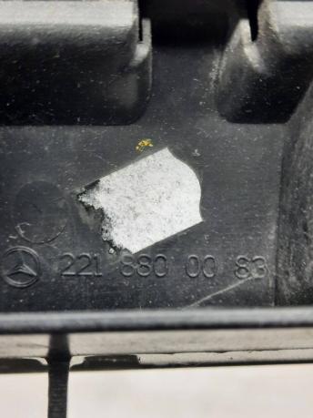 Решетка радиатора Mercedes W221 A2218800083