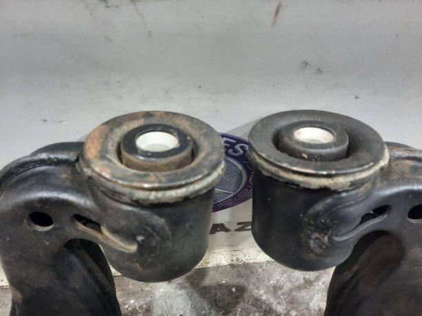 Рычаг подвески передний нижний Mercedes W208 A2083300107