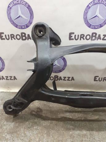 Подрамник задний Mercedes W208 A2023506708