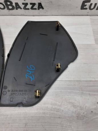 Накладка торпедо боковая Mercedes W210 A2106800878