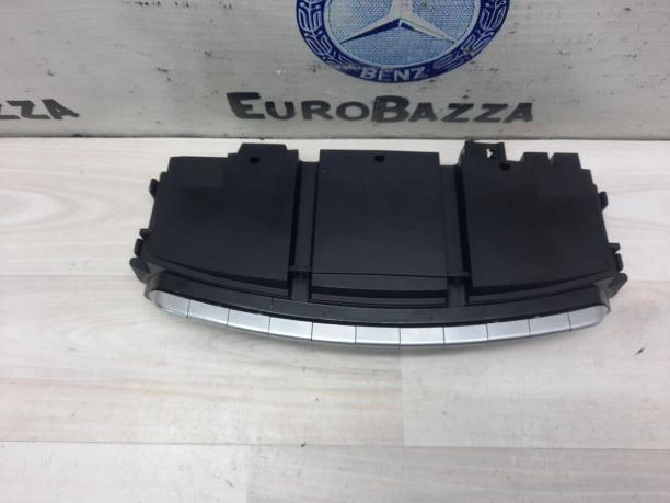 Блок управления климатом Mercedes W221 A2218709810