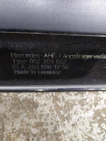 Накладка порога пластиковая Mercedes W203 AMG A2036981654