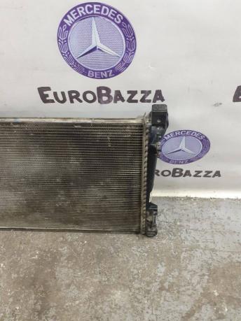 Радиатор основной Mercedes W203 А2035002503 А2035002503