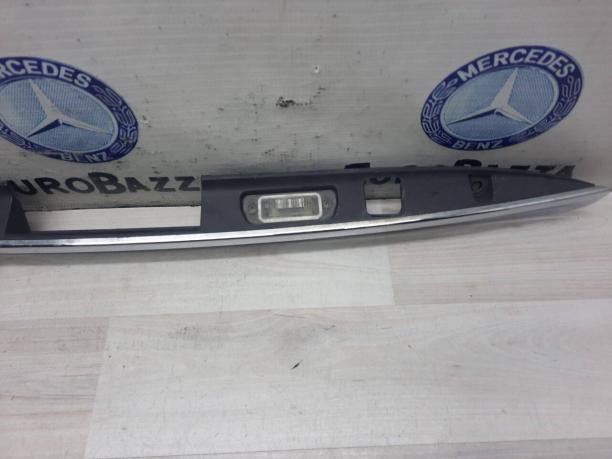 Накладка крышки багажника Mercedes X164 A1647400993